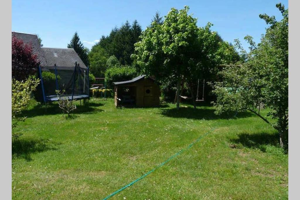 La Grange De Salvaneix Gite Pour 15 Personnes 7 Chambres Avec 6 Sdb-6Wc Sarran Zewnętrze zdjęcie